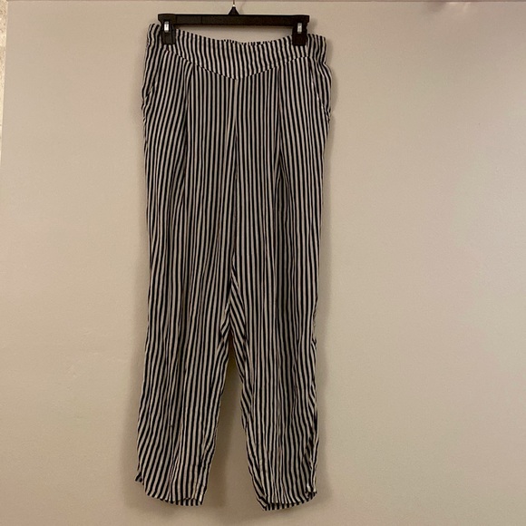 Free People Pants - Black and White Free People Pants, size S
